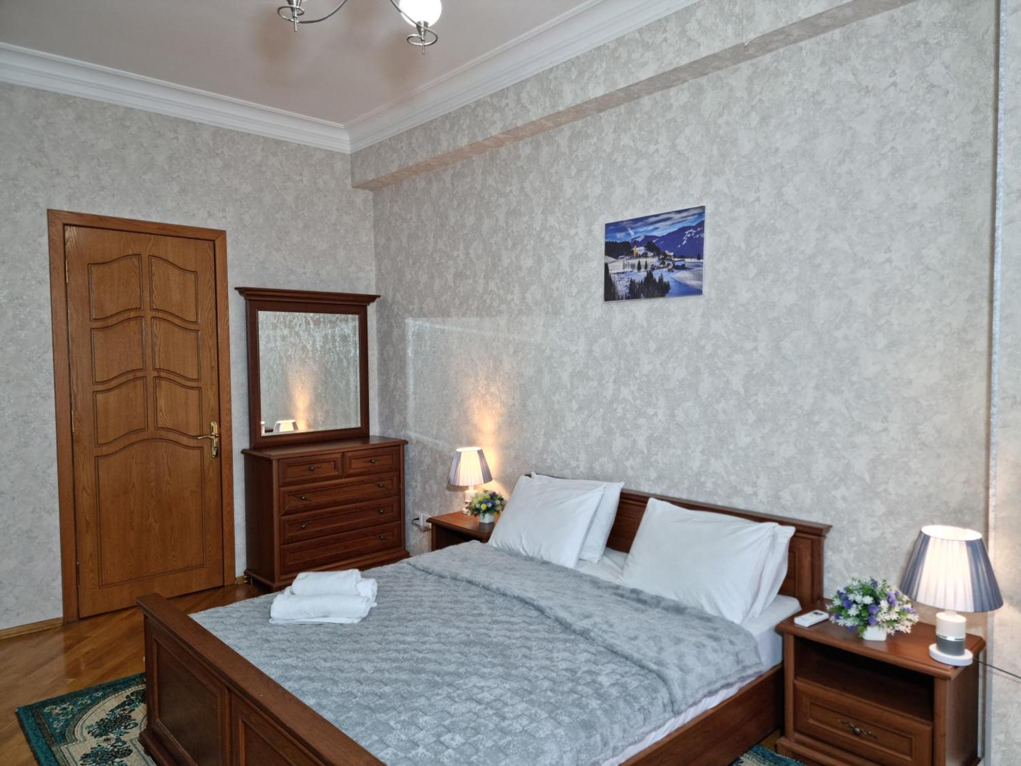 Mayden Family Apartment Баку Екстериор снимка